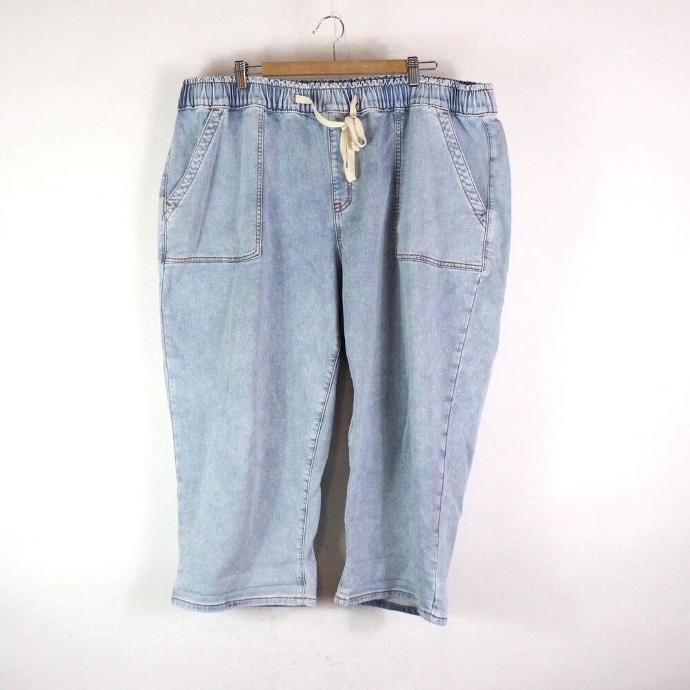 Lane Bryant Elastic Waist Crop Jeans 22